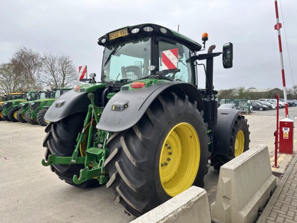 John Deere 6215R - Image 5