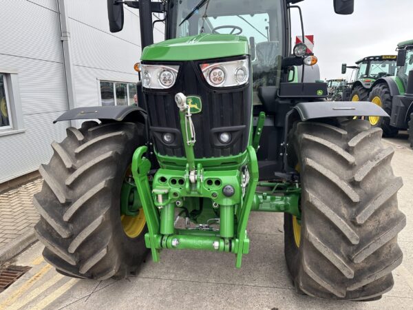 John Deere 6215R - Image 7