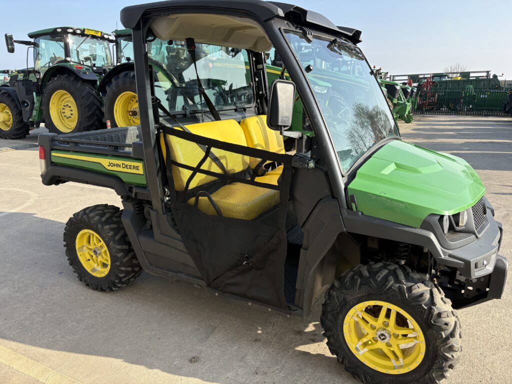 John Deere XUV865M