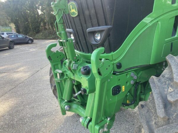John Deere 6R 215 - Image 6