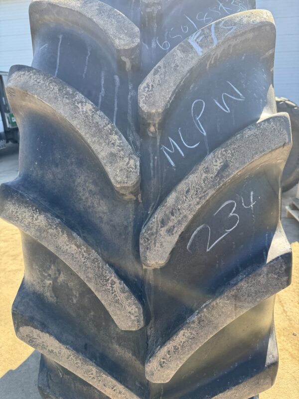 650/85X38 Firestone Maxi Traction - Image 3