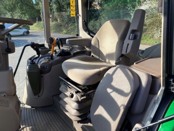 John Deere 6110M - Image 19