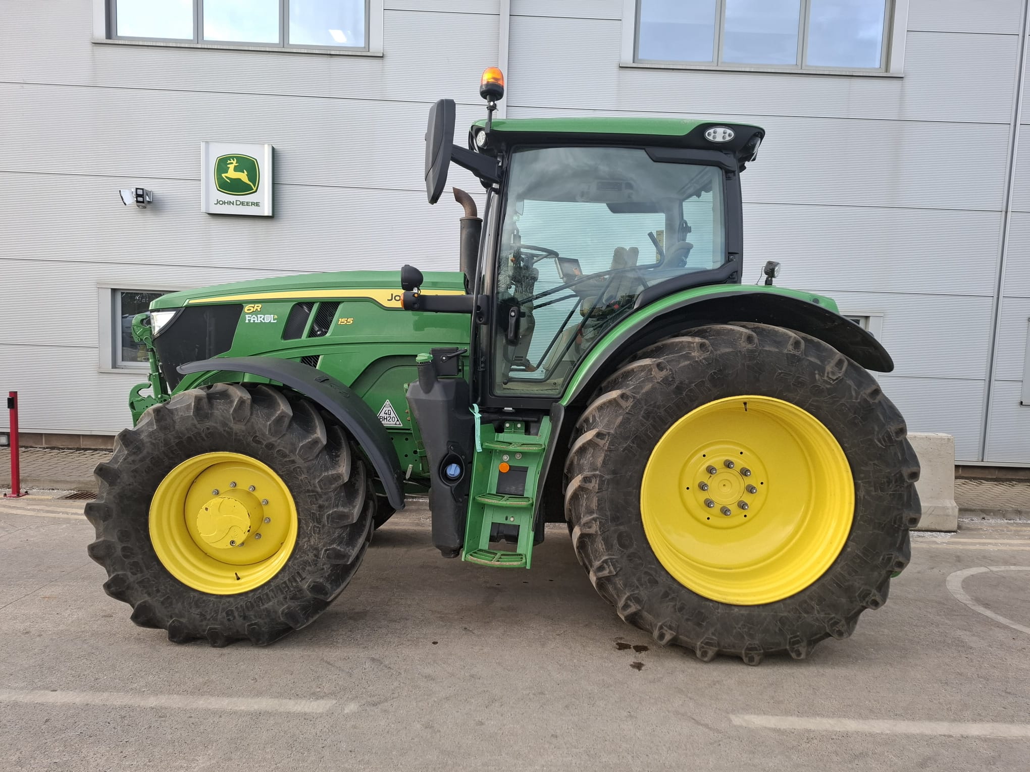 John Deere 6R 155