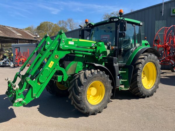 John Deere 6130R