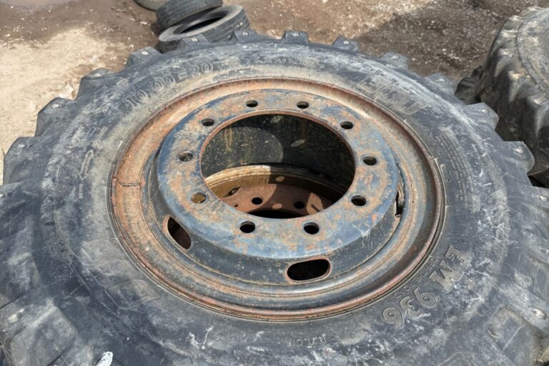 10.00X20 Tyres and Rims