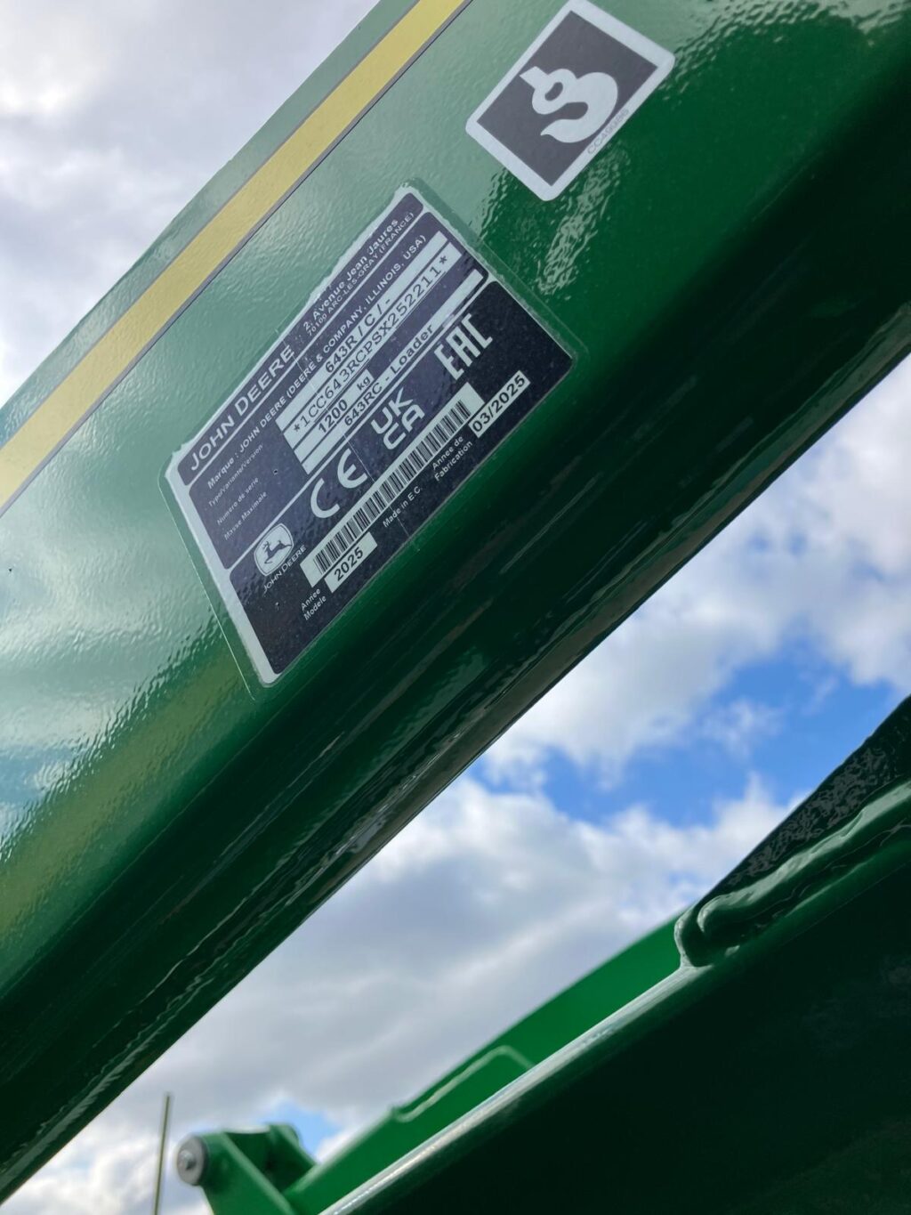 John Deere 643R Loader and Brackets - Image 7