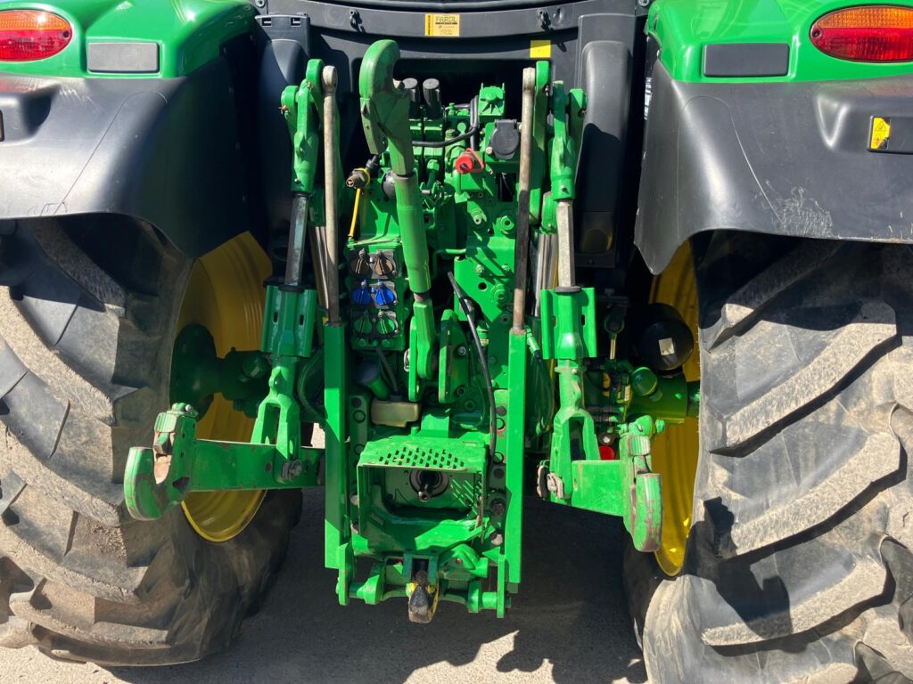 John Deere 6130R - Image 11