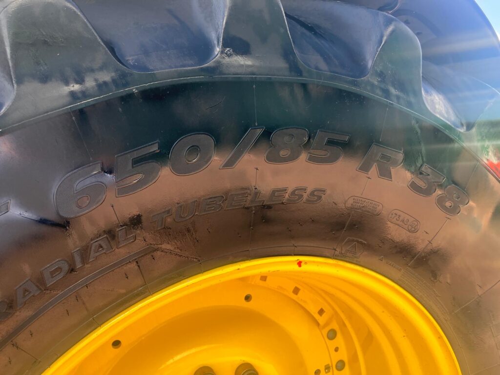 John Deere 6195R - Image 12