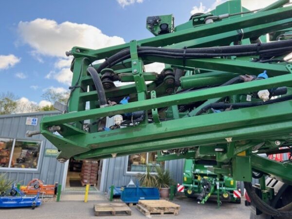 John Deere R962I - Image 33
