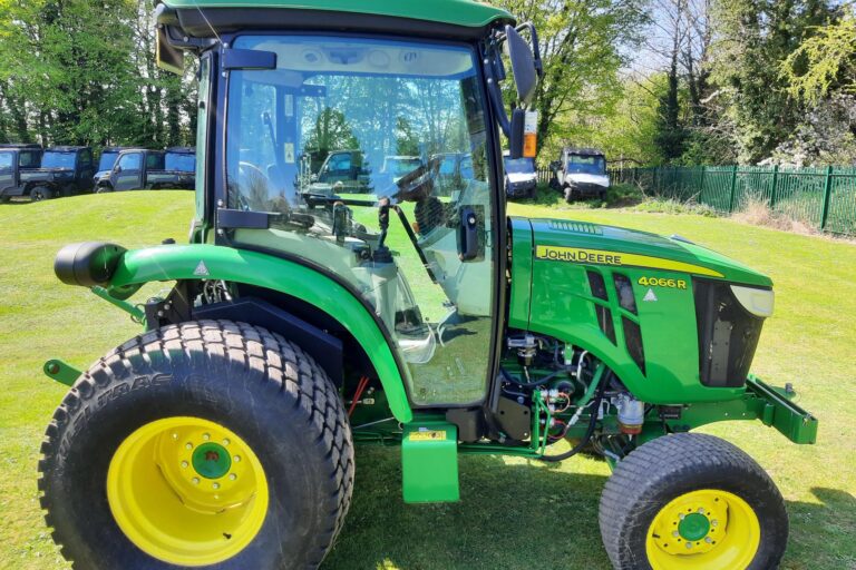 John Deere 4066R Compact Tractor