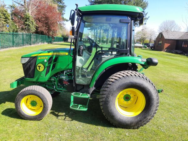 John Deere 4066R Compact Tractor