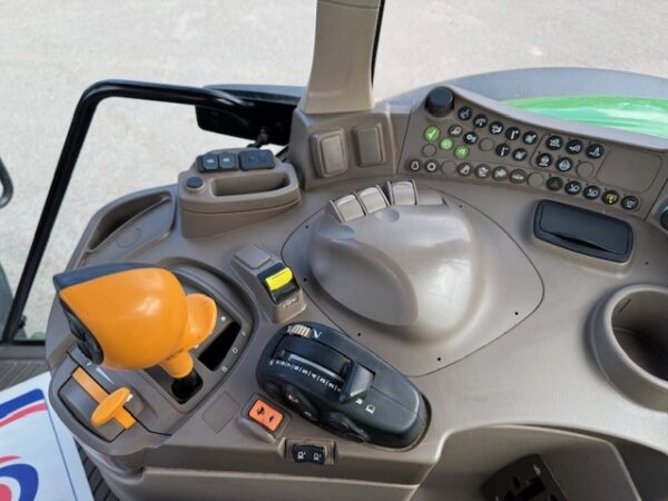 John Deere 6110M - Image 20