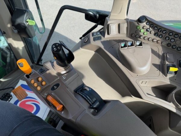 John Deere 6110M - Image 21