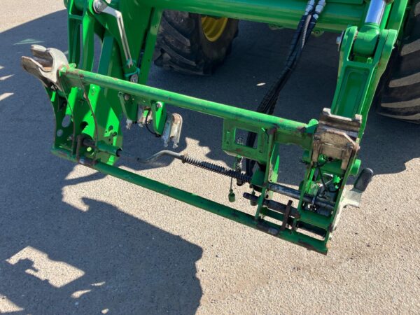 John Deere 6130R - Image 3