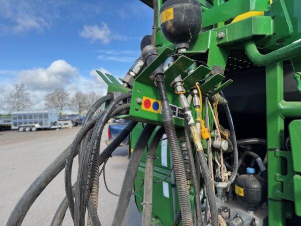 John Deere R962I - Image 14