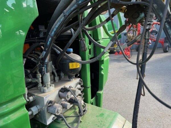 John Deere R962I - Image 23