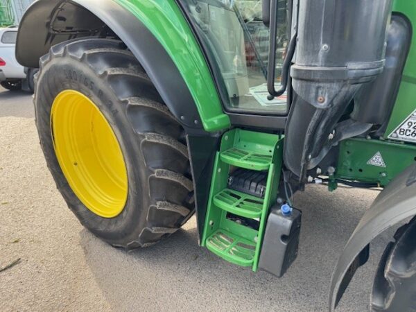 John Deere 6110M - Image 6
