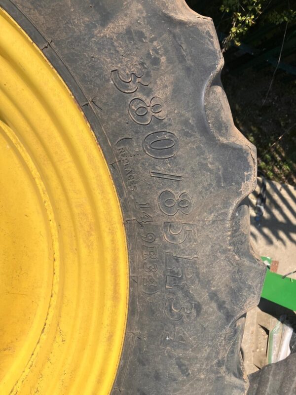 Tyres and rims – BKT 380/90R50 and 380/85R34 - Image 6