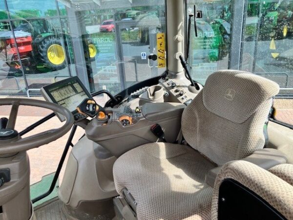 John Deere 6250R - Image 13