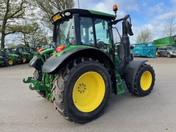 John Deere 6110M - Image 8