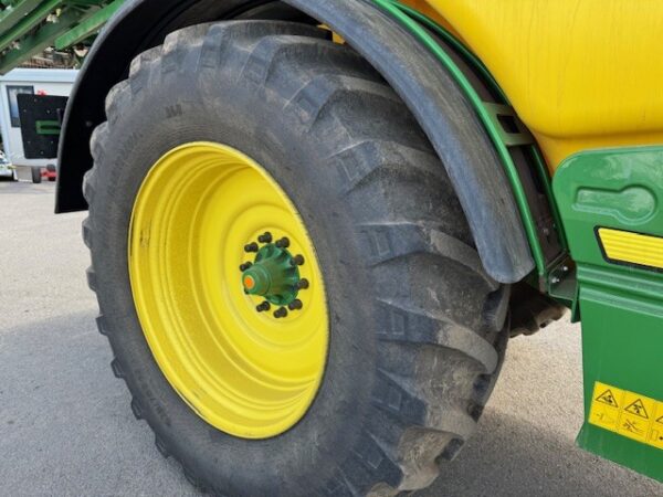 John Deere R962I - Image 27