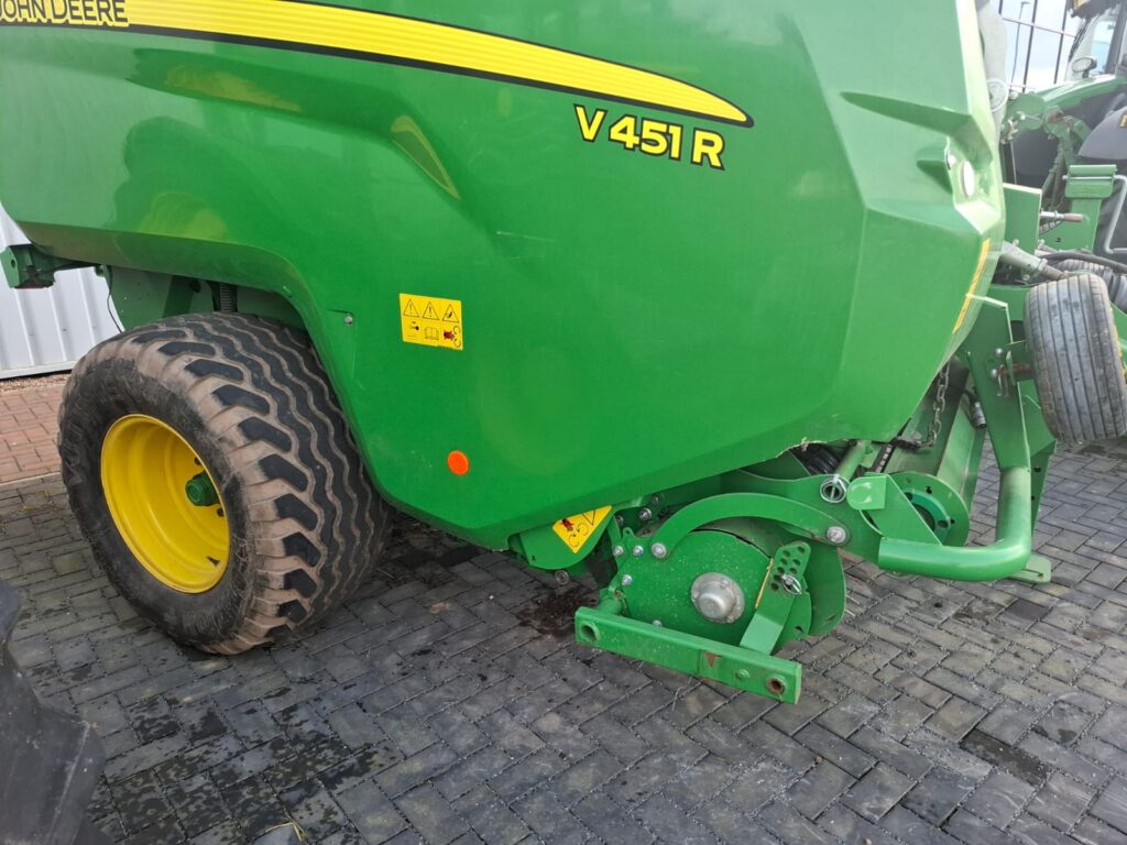 John Deere V451R - Image 9