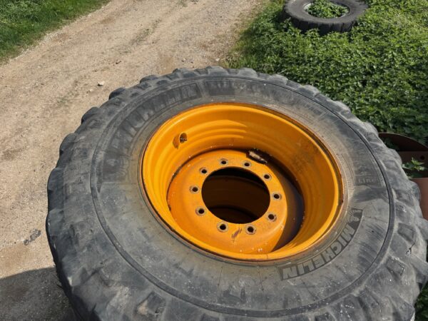 Solid Tyres On Rims