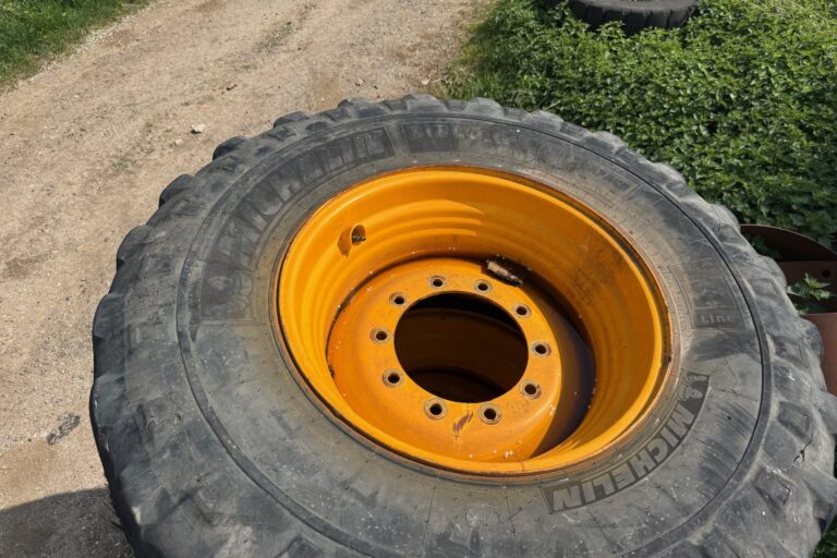 Solid Tyres On Rims