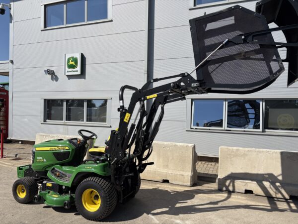John Deere X950R Cut & Collect mower - Image 6