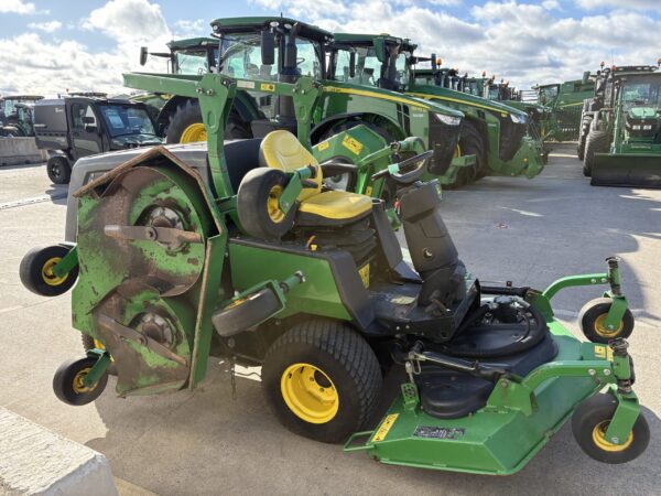 John Deere 1600T Wide Area Mower - Image 2