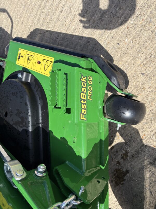 John Deere Z950R commercial Z-turn mower - Image 4