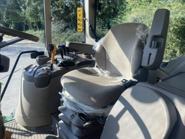 JOHN DEERE 6155M - Image 11