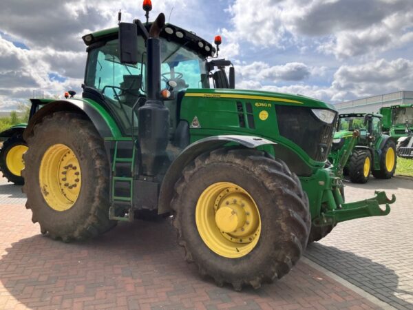 John Deere 6250R - Image 3