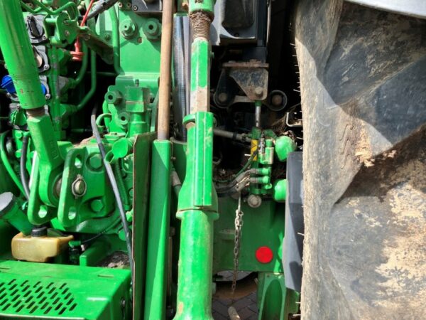 John Deere 6250R - Image 6