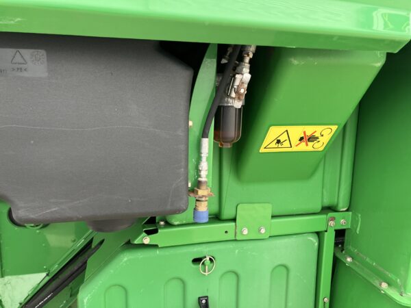 John Deere T670i HillMaster - Image 12