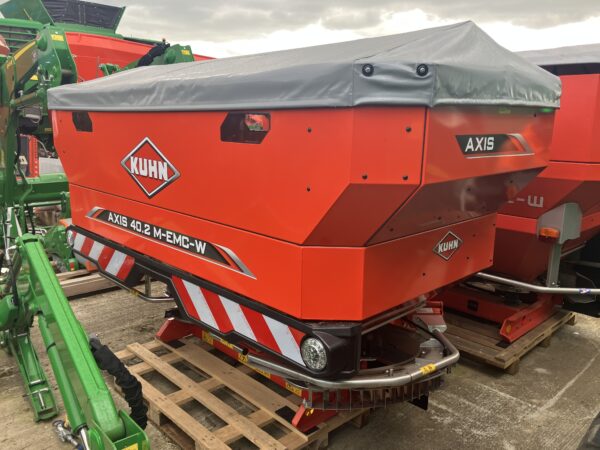 Kuhn Axis 40.2 M-EMC-W