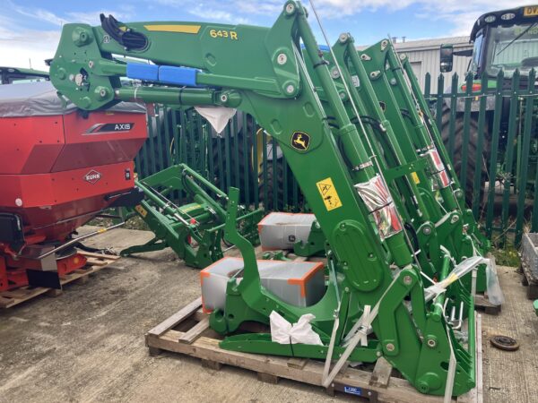 John Deere 643R Loader and Brackets