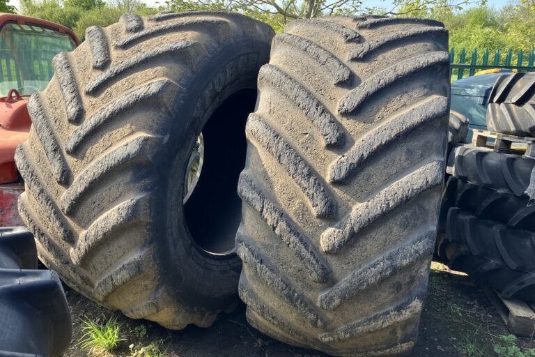BKT IF900/65R42