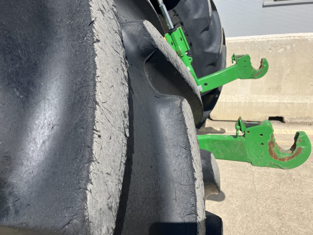 John Deere 6R155 - Image 15