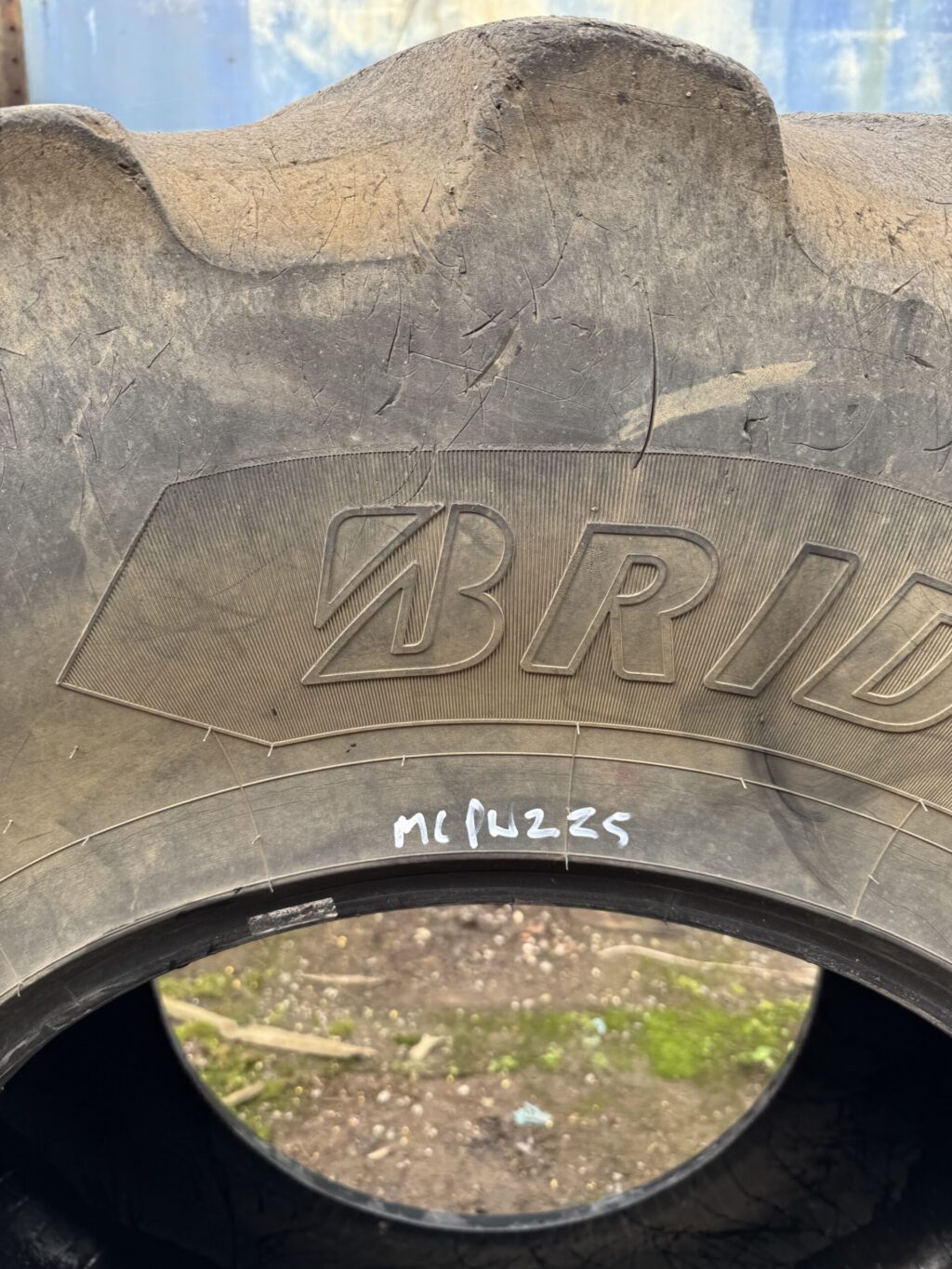 VF600/70X28 Bridgestone VT Tractor - Image 2