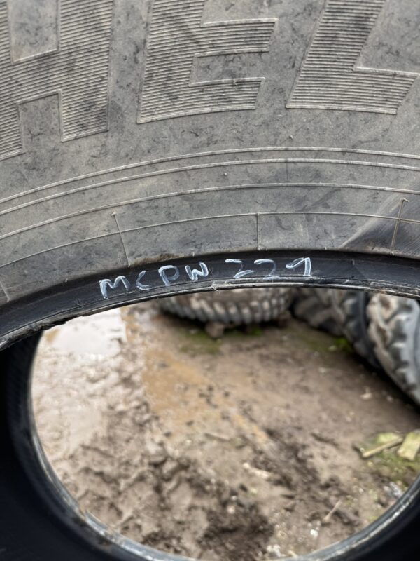 650/75X38 Firestone Maxi Traction - Image 2