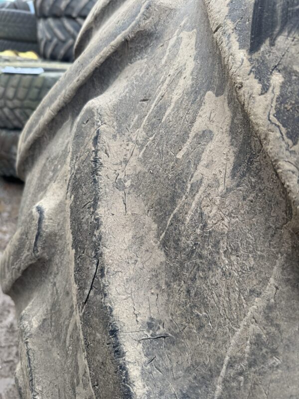 650/75X38 Firestone Maxi Traction - Image 4