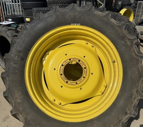 380/80X38 Mitas AC85