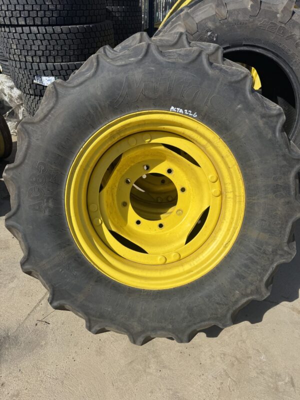 340/85X24 Mitas AC85