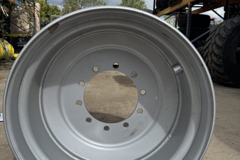 30.5X24 Silver Rim