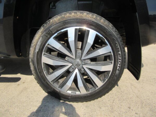 Volkswagen Amarok Aventura V6 TDI - Image 12