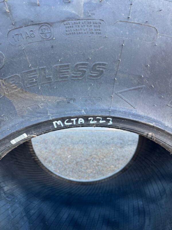750/65X26 Michelin MegaXbib - Image 2