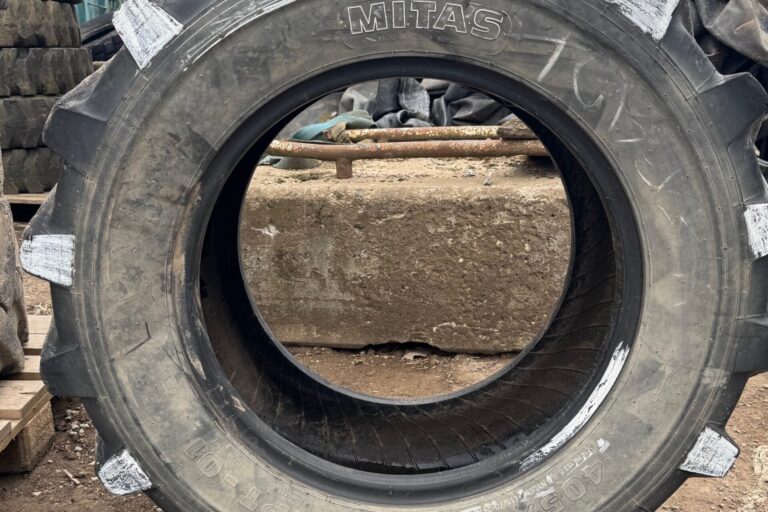 405/70X24 Mitas MPT01