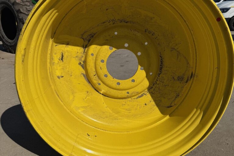 20X42 Used John Deere Rim