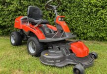Husqvarna R216TAWD Mower